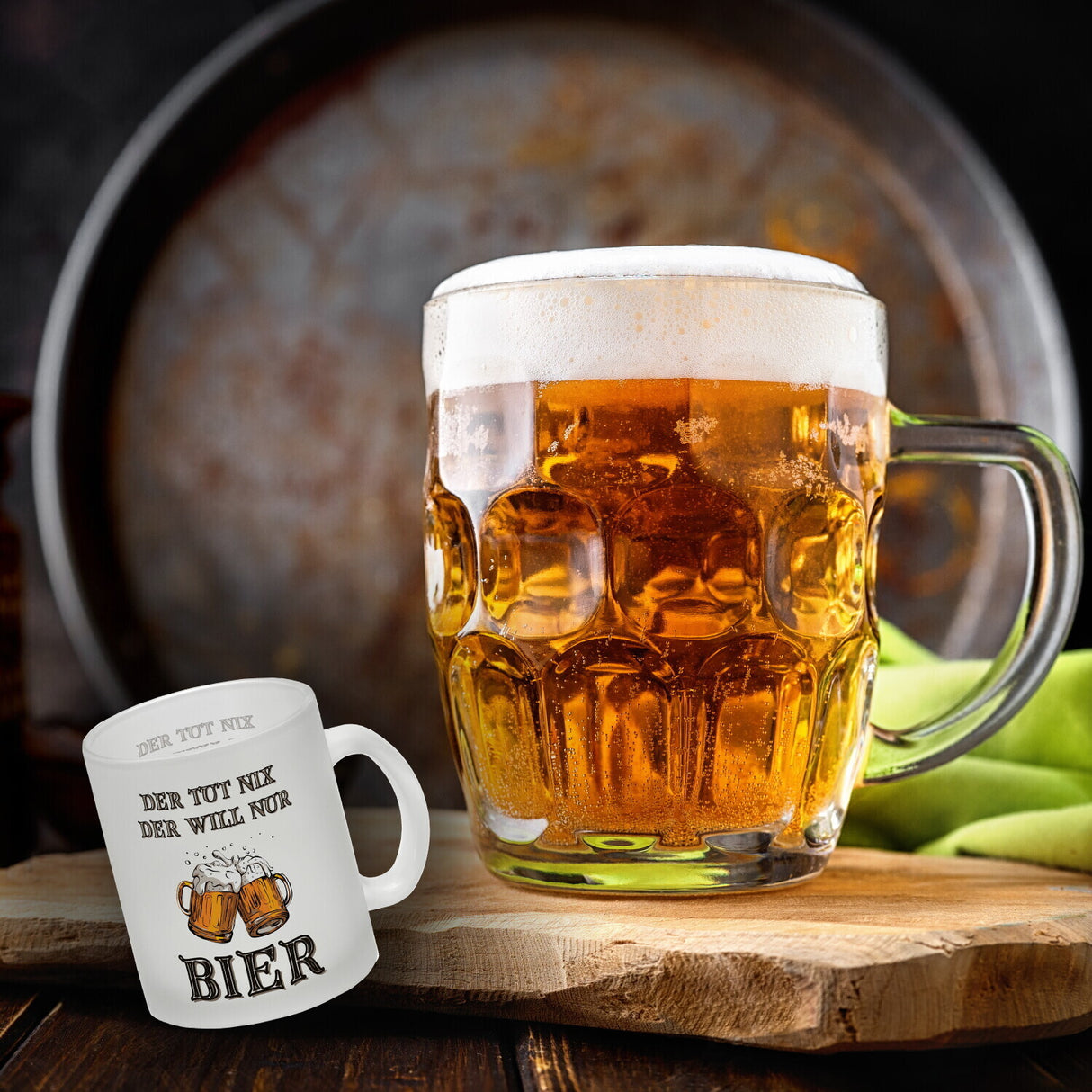 Bier Kaffeebecher mit Spruch Der tut nix der will nur Bier