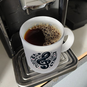 Musiknoten und Notenschlüssel Kaffeebecher