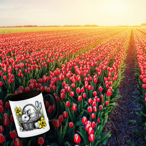 Osterhase im Osternest Kaffeebecher