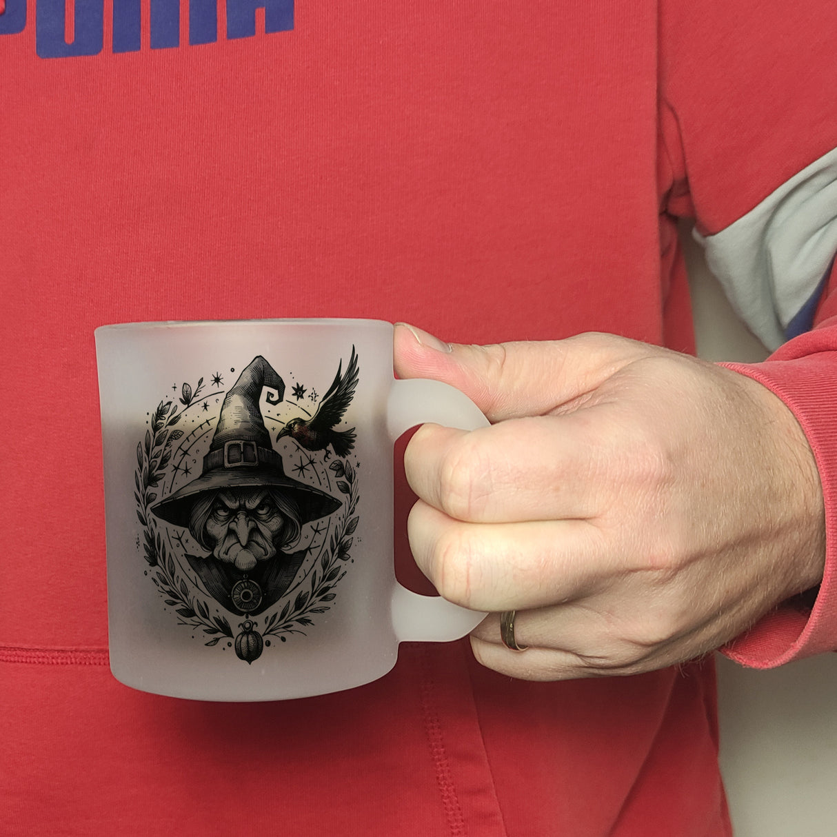 Hexe mit einem Raben Kaffeebecher