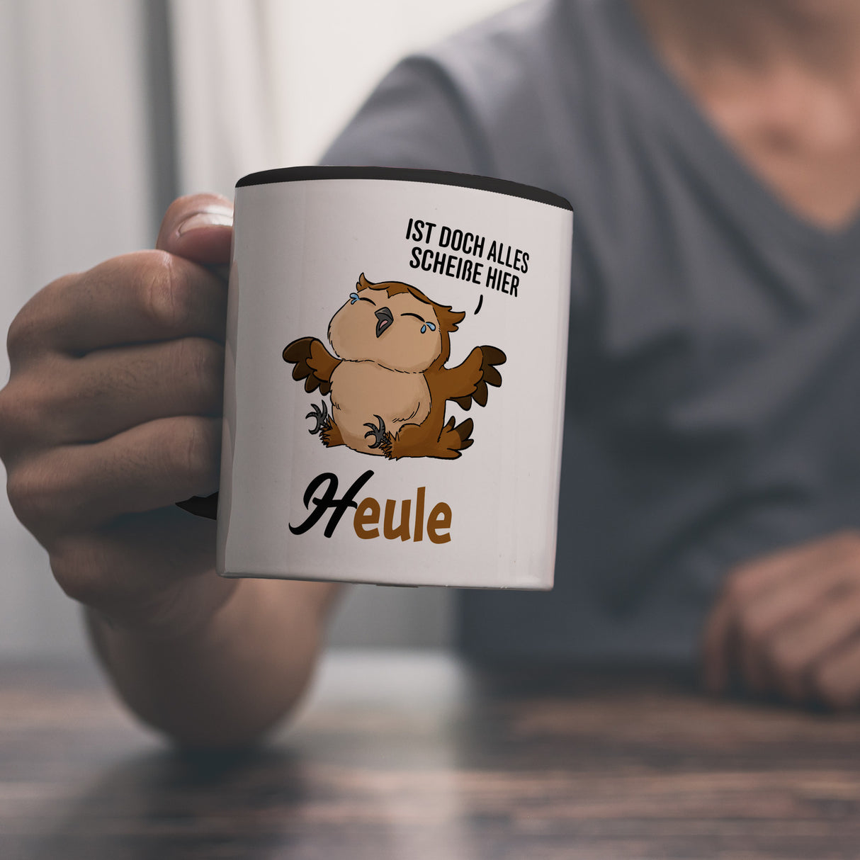 Eule - Heule Kaffeebecher mit Spruch Ist doch alles scheiße hier
