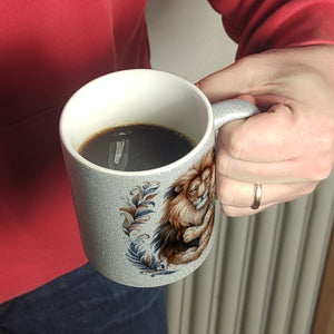 Löwenpapa mit Baby Kaffeebecher