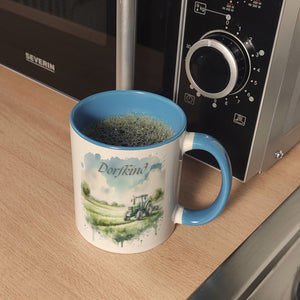 Grüner Traktor auf der Wiese Dorfkind Kaffeebecher