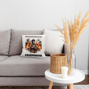 Echte Frauen sind bei der Feuerwehr Kissen