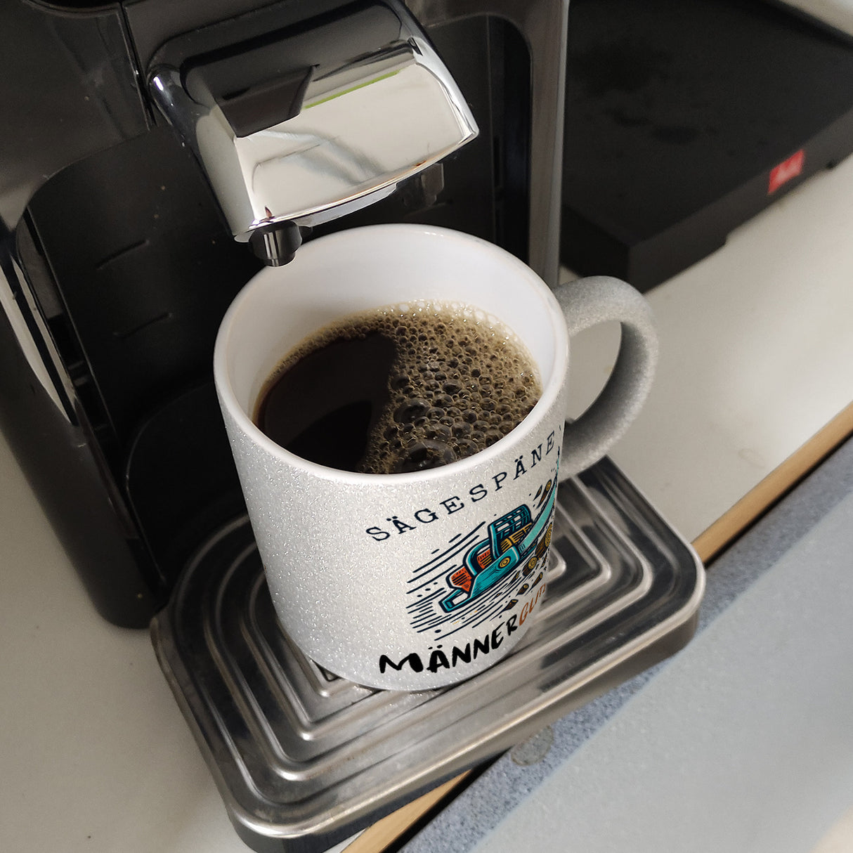 Kettensäge Kaffeebecher mit Spruch Sägespäne sind Männerglitzer