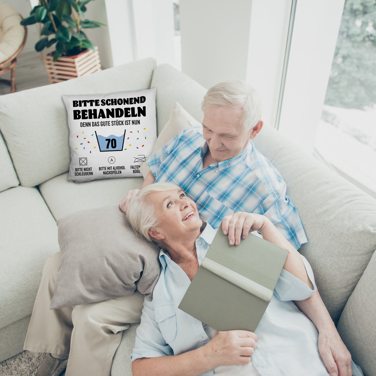 Bitte schonend behandeln - 70. Geburtstag Kissen