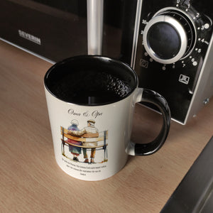Oma und Opa auf Bank Kaffeebecher