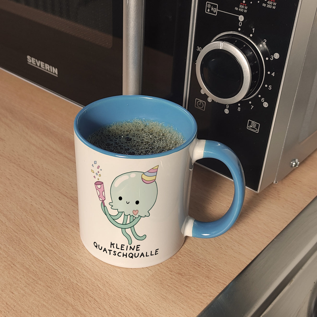 Jelly & Friends Qualle Kaffeebecher mit Spruch Kleine Quatschqualle