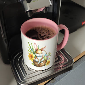 Osterhase im Osternest Kaffeebecher