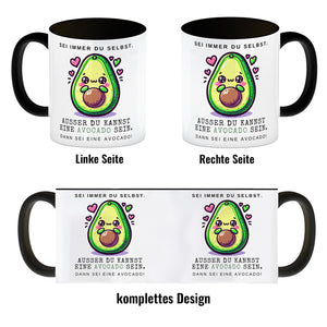 Avocado im Kawaii-Stil Kaffeebecher mit Spruch Sei du selbst oder Avocado