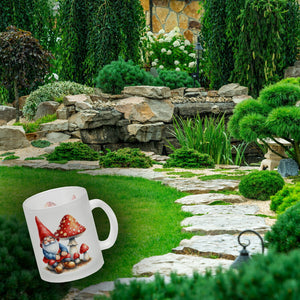 Gartenzwerg mit Fliegenpilz Kaffeebecher