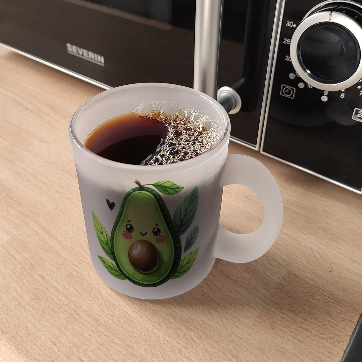 Lächelnde Avocado Kaffeebecher