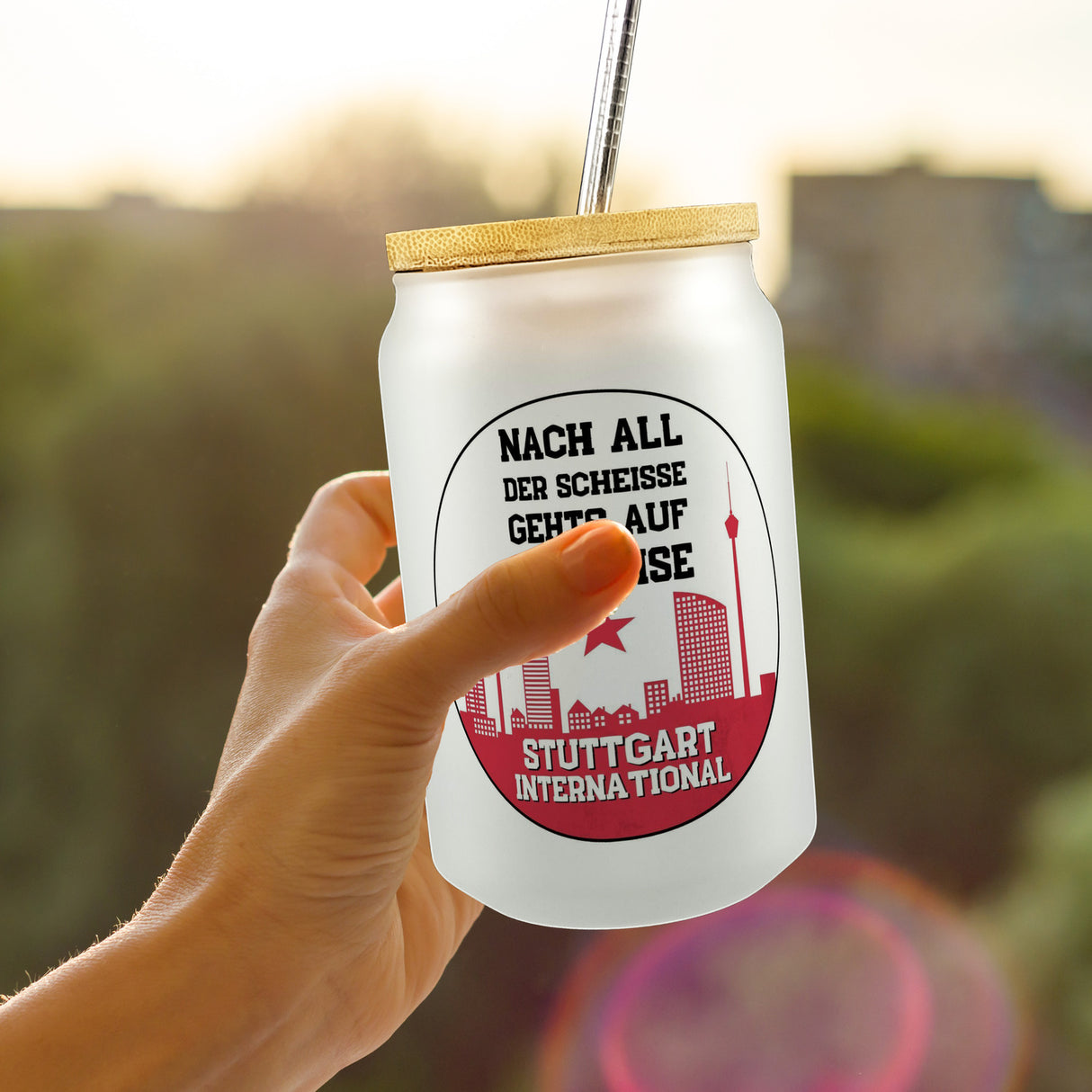 Stuttgart Europapokal Trinkglas mit Bambusdeckel mit Spruch Stuttgart International