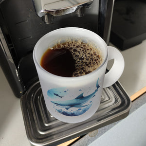 Haifisch im Wasser Kaffeebecher