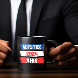 Kiel Aufstieg 2024 Tasse in Schwarz mit Spruch Ahoi