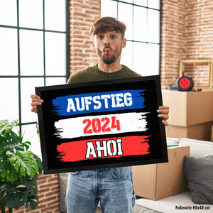 Kiel Aufstieg 2024 Fußmatte in 35x50 cm mit Spruch Ahoi