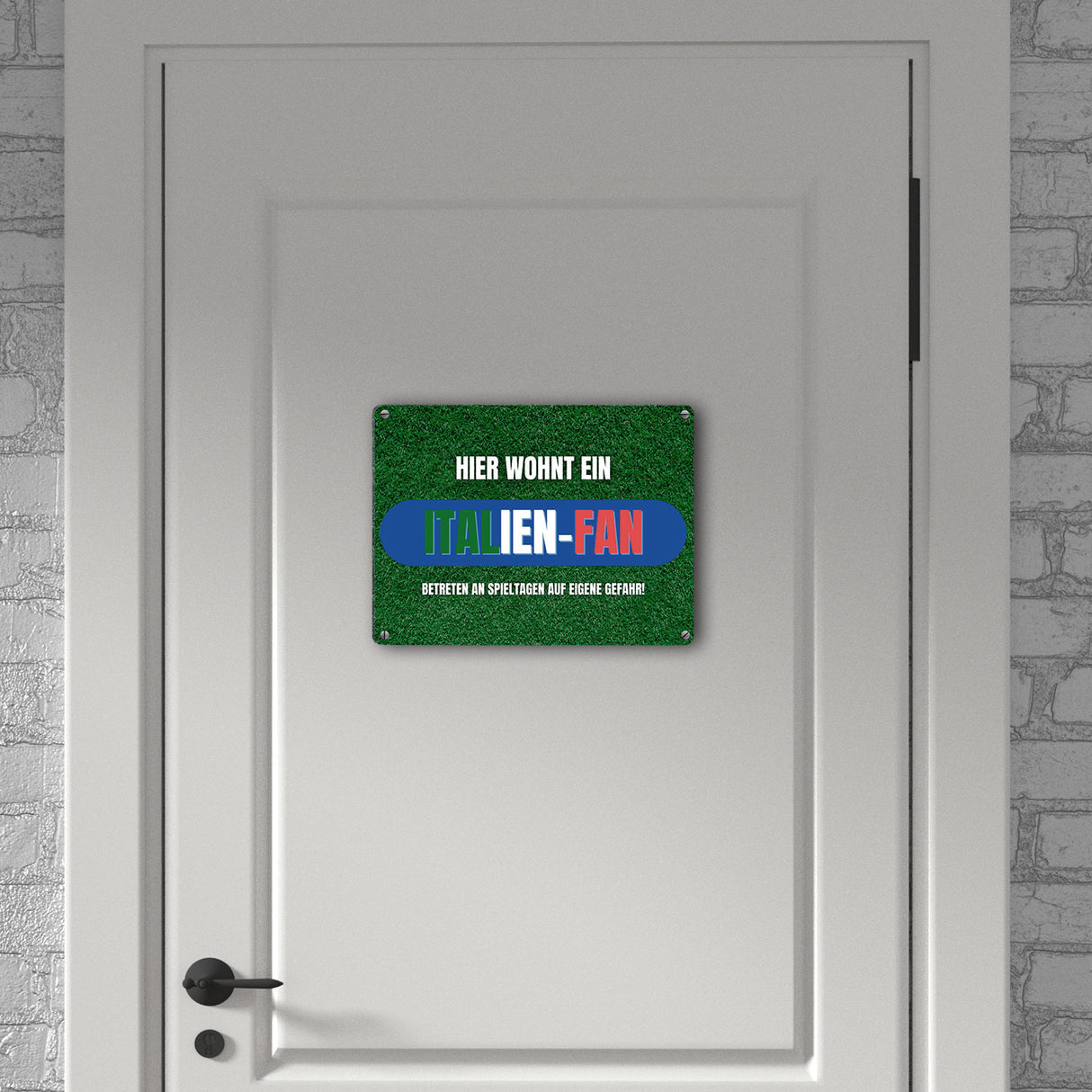 Hier wohnt ein Italien-Fan Metallschild in 15x20 cm mit Spruch Betreten an Spieltagen auf eigene Gefahr