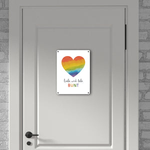 Regenbogenherz Metallschild in 15x20 cm mit Spruch Liebe und lebe bunt