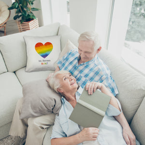 Regenbogenherz Kissen mit Spruch Im Herzen bunt