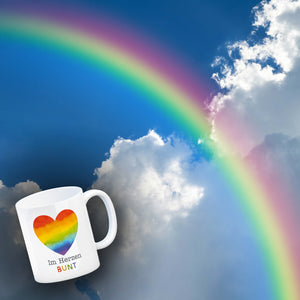 Regenbogenherz Kaffeebecher mit Spruch Im Herzen bunt