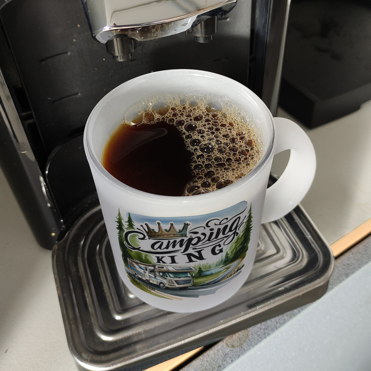 Camping King mit Wohnmobil Kaffeebecher
