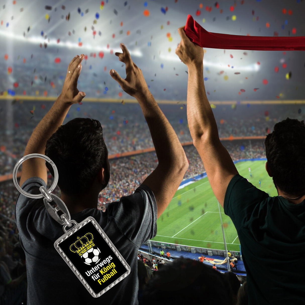 Fußball mit Krone Schlüsselanhänger mit Spruch Unterwegs für König Fussball