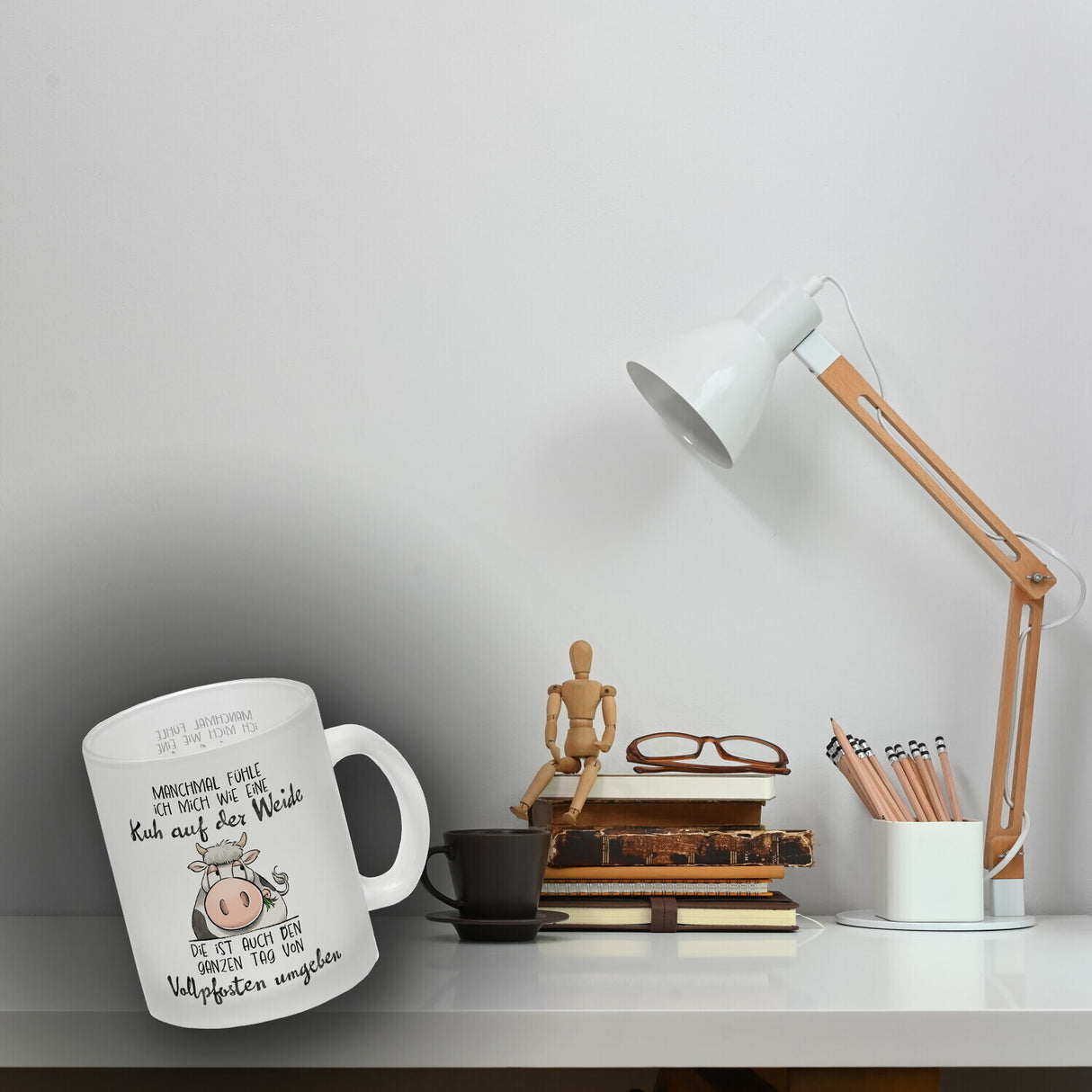 Kuh Kaffeebecher mit Spruch Von Vollpfosten umgeben wie eine Kuh
