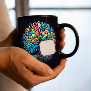 Lebensbaum Tasse in Schwarz