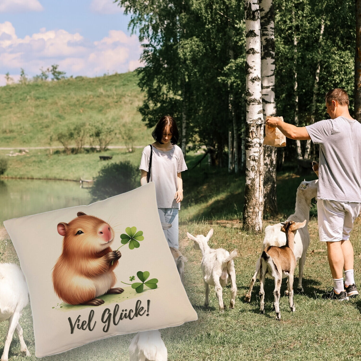 Capybara mit Kleeblatt Kissen mit Spruch Viel Glück