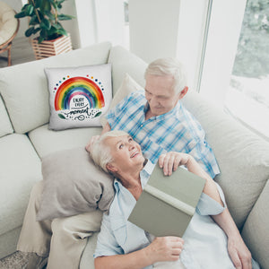Regenbogen Kissen mit Spruch Enjoy every moment
