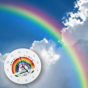 Regenbogen Wanduhr mit Spruch Enjoy every moment