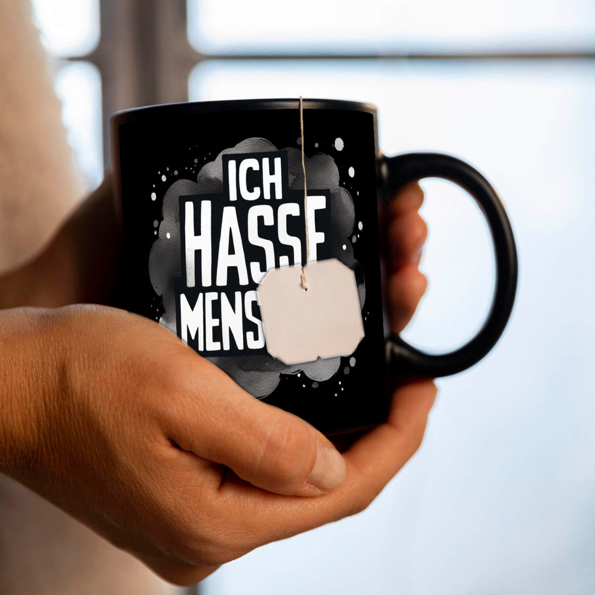 Ich hasse Menschen Tasse in Schwarz