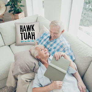 Hawk Tuah Kissen mit Spruch Spit on that thang