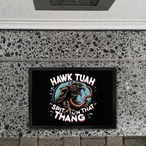 Hawk Tuah Falke mit Regenwurm Fußmatte in 35x50 cm mit Spruch Spit on that thang