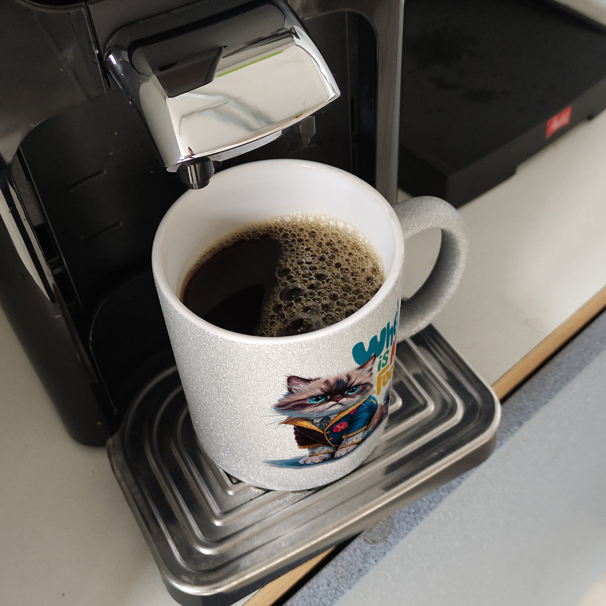 Schicke mürrische Katze Kaffeebecher - Wo ist mein Futter