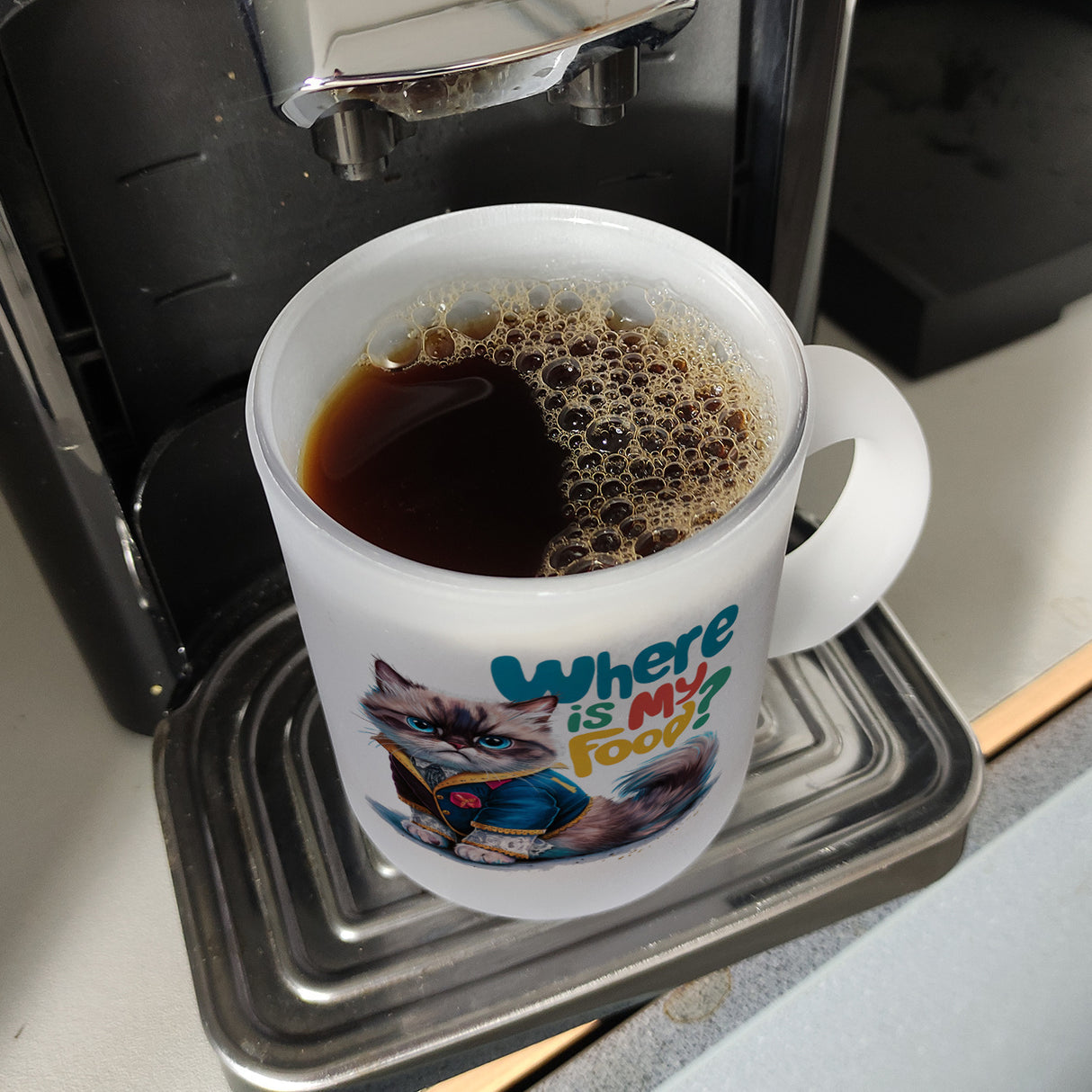 Schicke mürrische Katze Kaffeebecher - Wo ist mein Futter