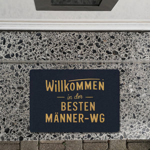 Willkommen in der besten Männer-WG Fußmatte in 35x50 cm ohne Rand