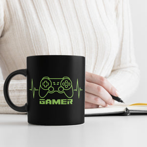 Game-Controller Tasse mit Gamer Herzschlag