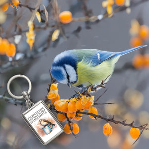 Erst Kaffee, dann Zwitschern Schlüsselanhänger mit Vogel auf Kaffeetasse