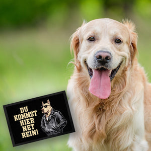 Türsteher Hund in Lederjacke Fußmatte in 35x50 cm - Du kommst hier net rein