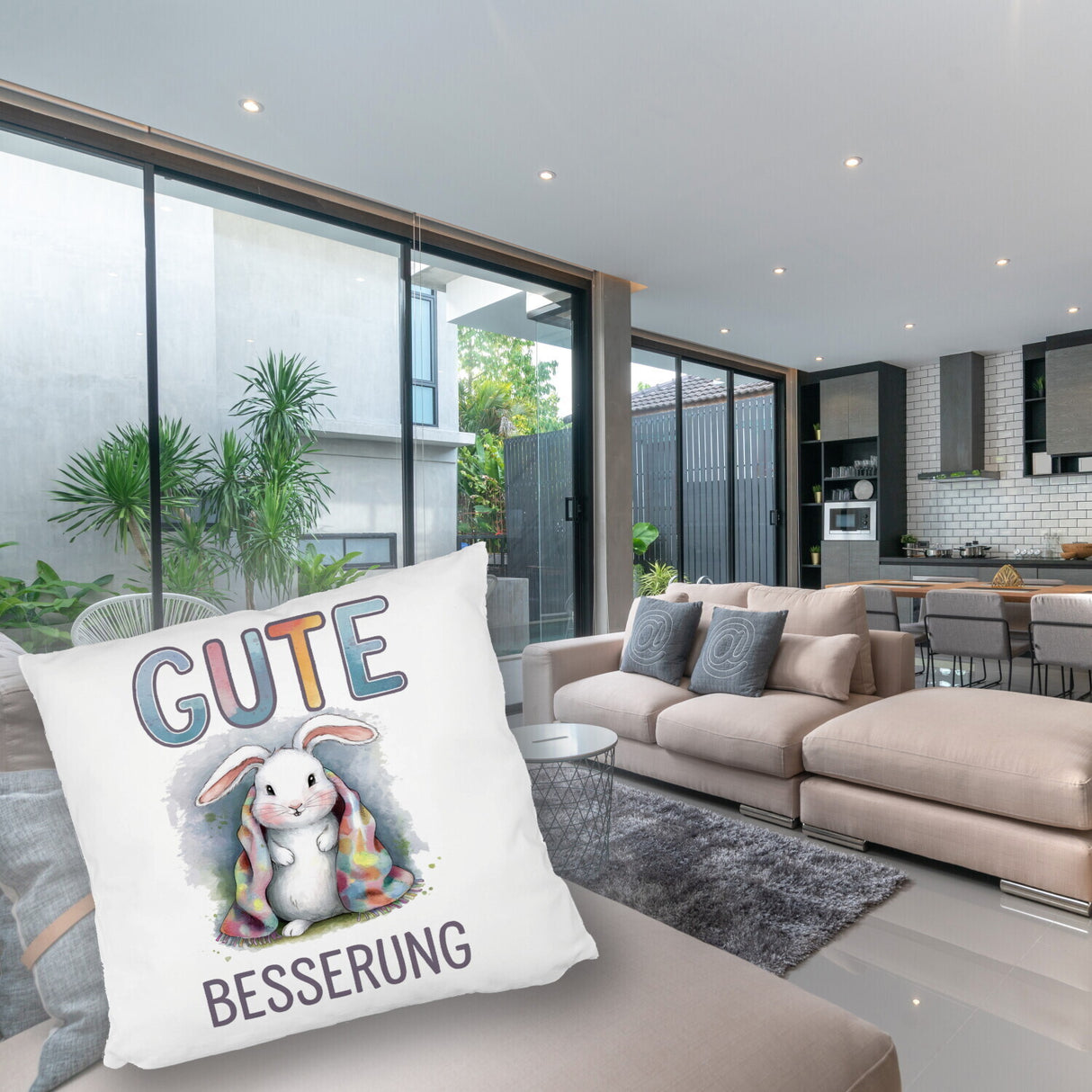 Gute Besserung Kissen - Weißes Kaninchen in einer Decke