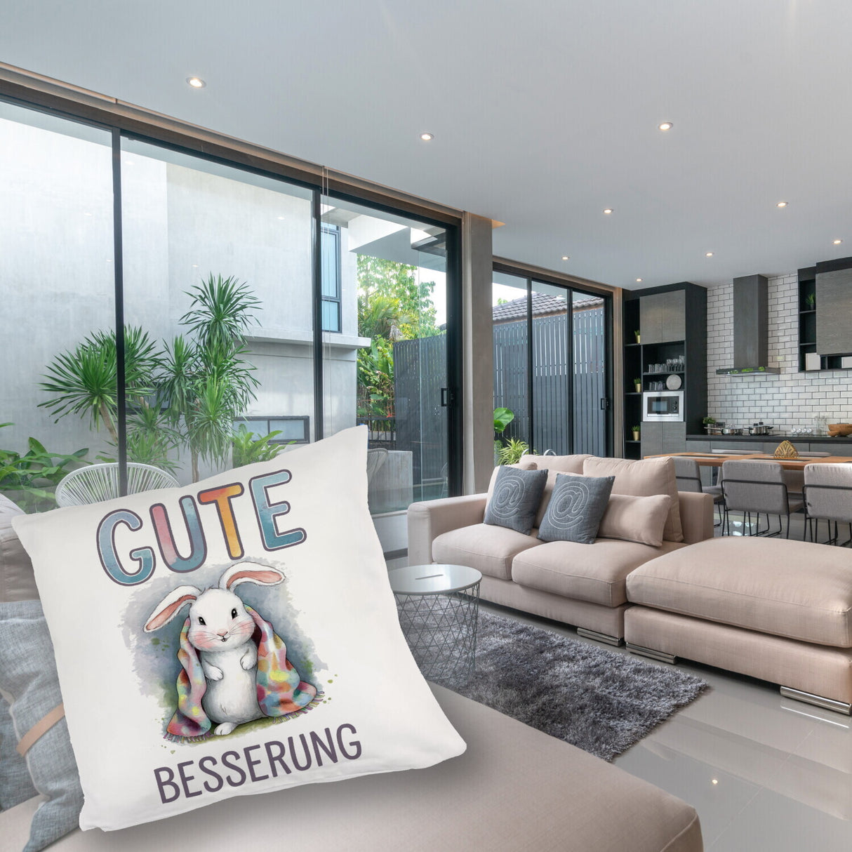 Gute Besserung Kissen - Weißes Kaninchen in einer Decke