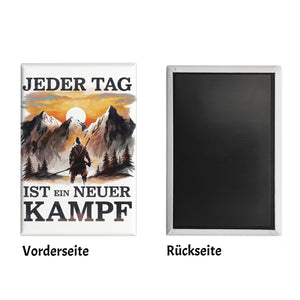 Jeder Tag ein neuer Kampf Souvenir Souvenir Magnet - Berge im Sonnenuntergang