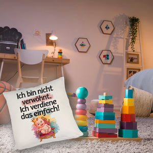 Baby auf Thron - Ich verdiene das Kissen
