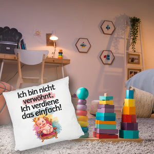 Baby auf Thron - Ich verdiene das Kissen
