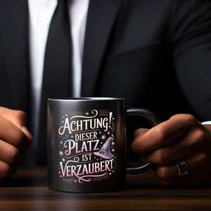 Achtung Platz ist verzaubert Tasse Hexenhut