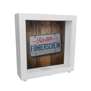 Für den Führerschein Spardose als Nummernschild