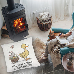 Schöne gemeinsame Zeit Kissen Ente Kaninchen Blütenwagen