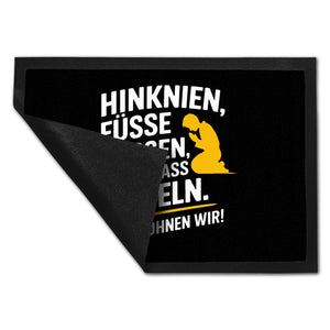 Hinknien und um Einlass betteln Fußmatte in 35x50 cm mit betender Person