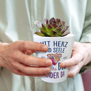 Mit Herz für Kinder da Blumentopf Herz Umarmt Kinder